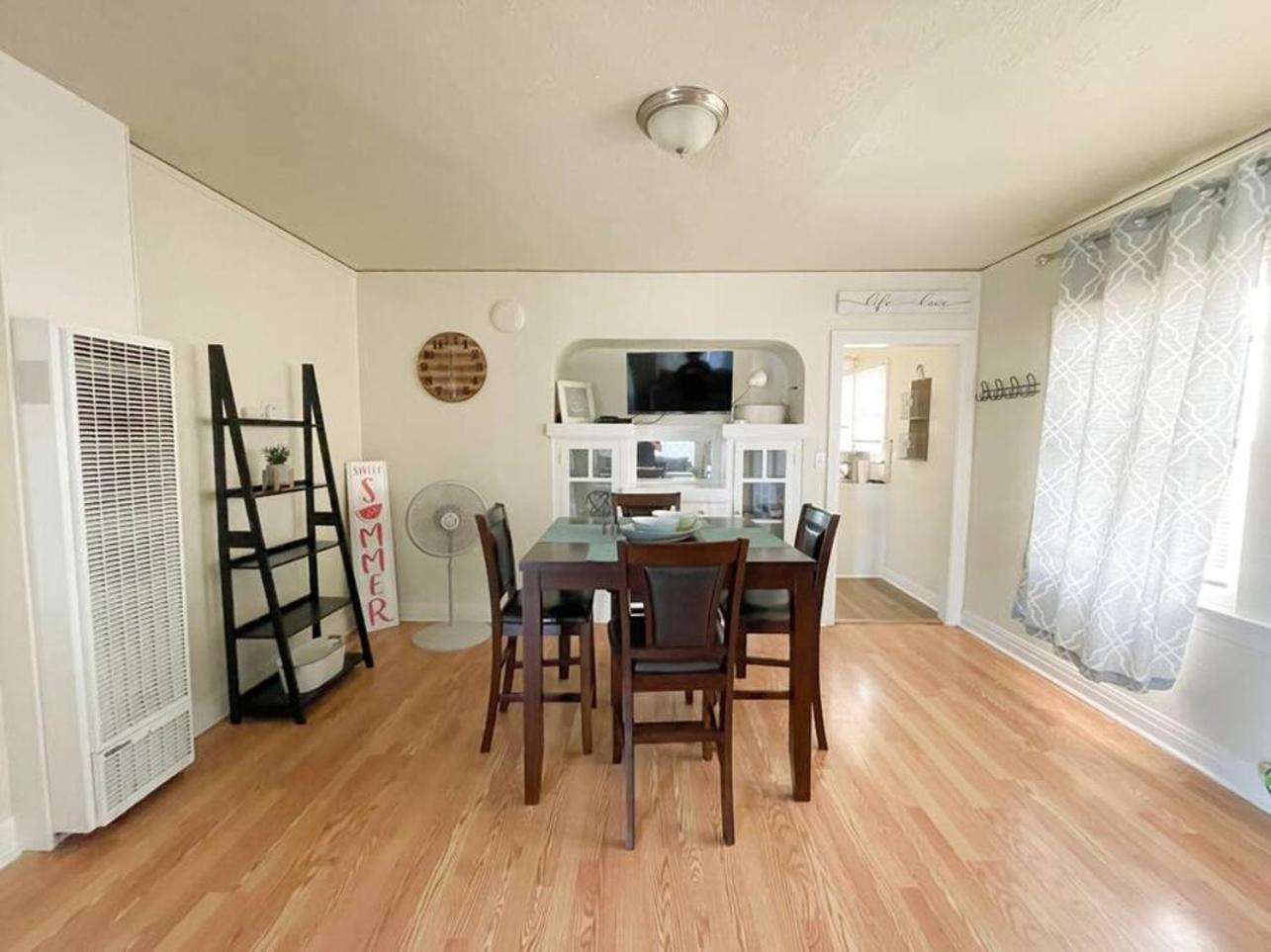Sierra View Retreat Villa Porterville Exterior photo